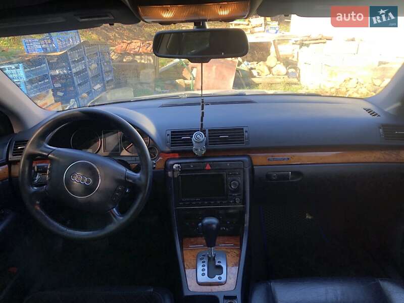 Седан Audi A4 2004 в Полтаве