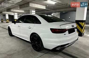 Седан Audi A4 2020 в 