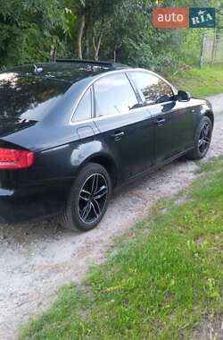 Седан Audi A4 2010 в 