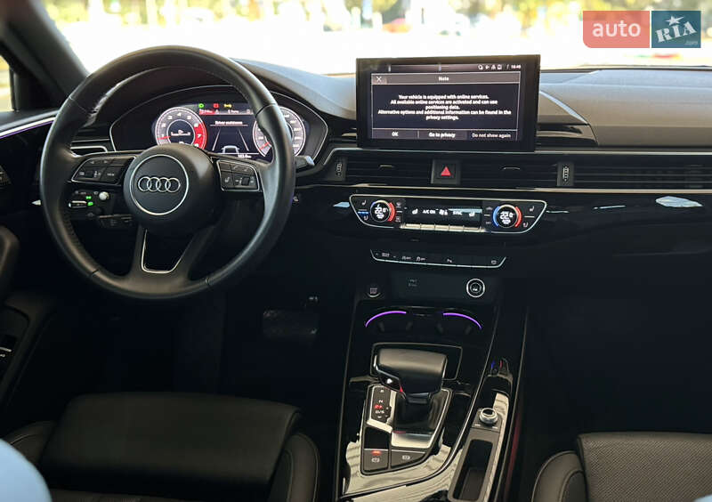 Седан Audi A4 2020 в Николаеве