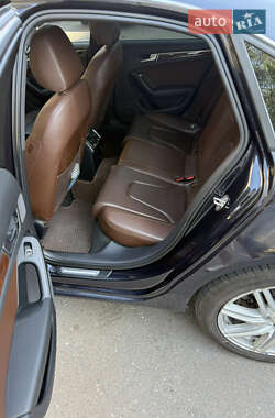 Седан Audi A4 2012 в 