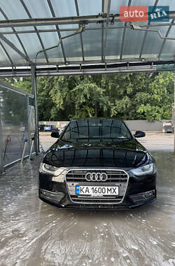 Седан Audi A4 2013 в Києві