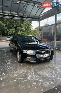 Седан Audi A4 2013 в 