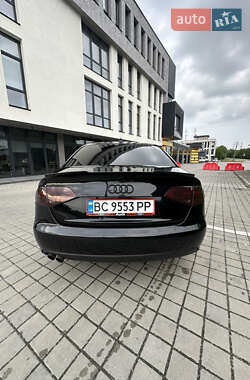 Седан Audi A4 2011 в 
