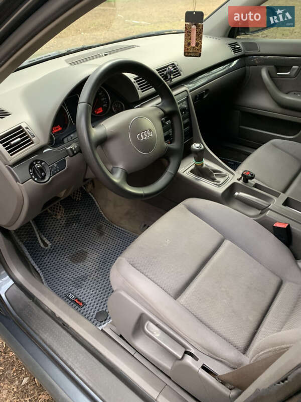 Седан Audi A4 2003 в Одесі