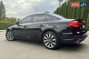 Седан Audi A4 2019 в 