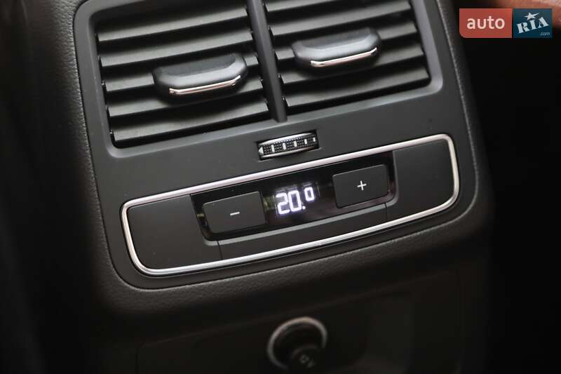 Седан Audi A4 2016 в Харкові