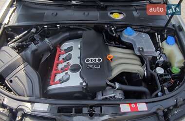 Седан Audi A4 2002 в 