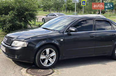 Седан Audi A4 2001 в 