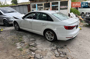 Седан Audi A4 2016 в 