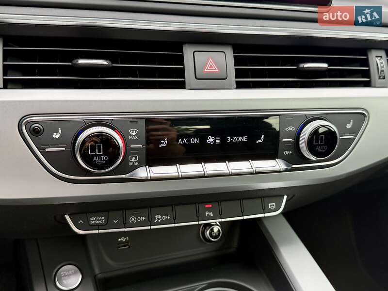 Седан Audi A4 2018 в Харькове