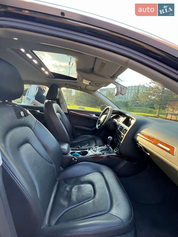 Седан Audi A4 2012 в Хмельницькому