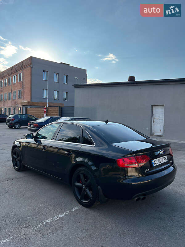 Седан Audi A4 2010 в Чернигове