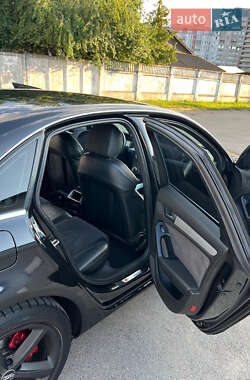 Седан Audi A4 2010 в 