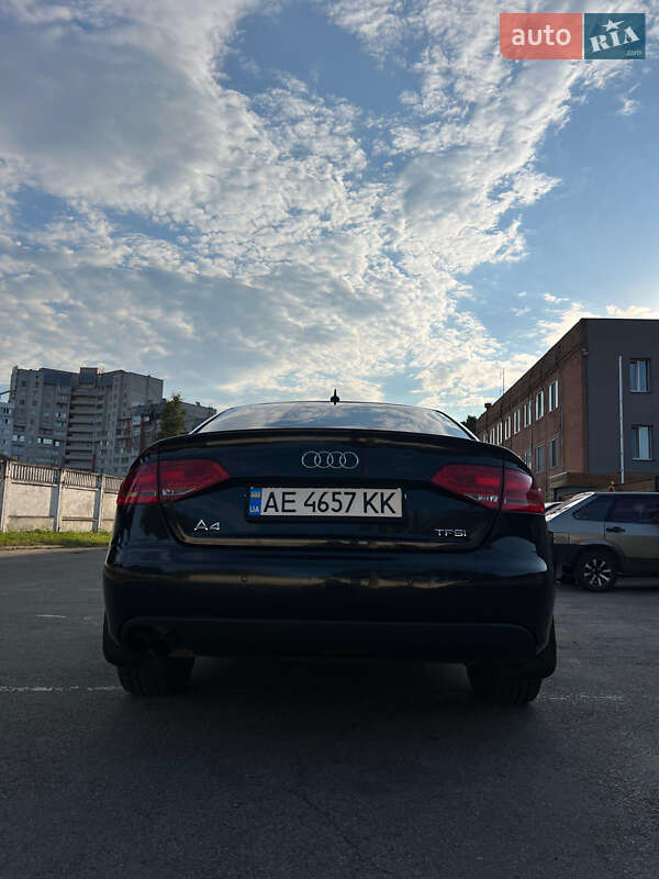 Седан Audi A4 2010 в Чернигове