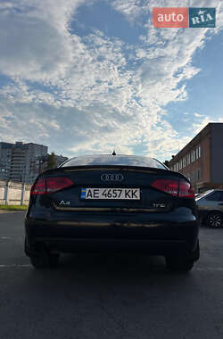 Седан Audi A4 2010 в 