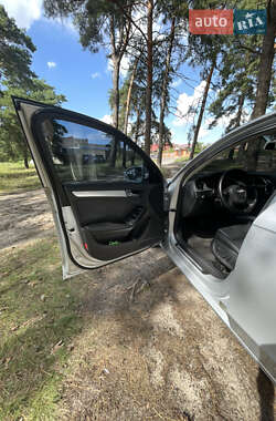 Седан Audi A4 2011 в 