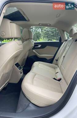 Седан Audi A4 2019 в 