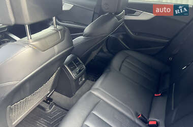 Седан Audi A4 2017 в 