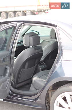 Седан Audi A4 2018 в Львове