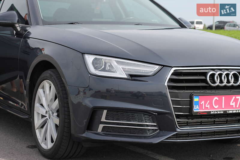 Седан Audi A4 2018 в Львове