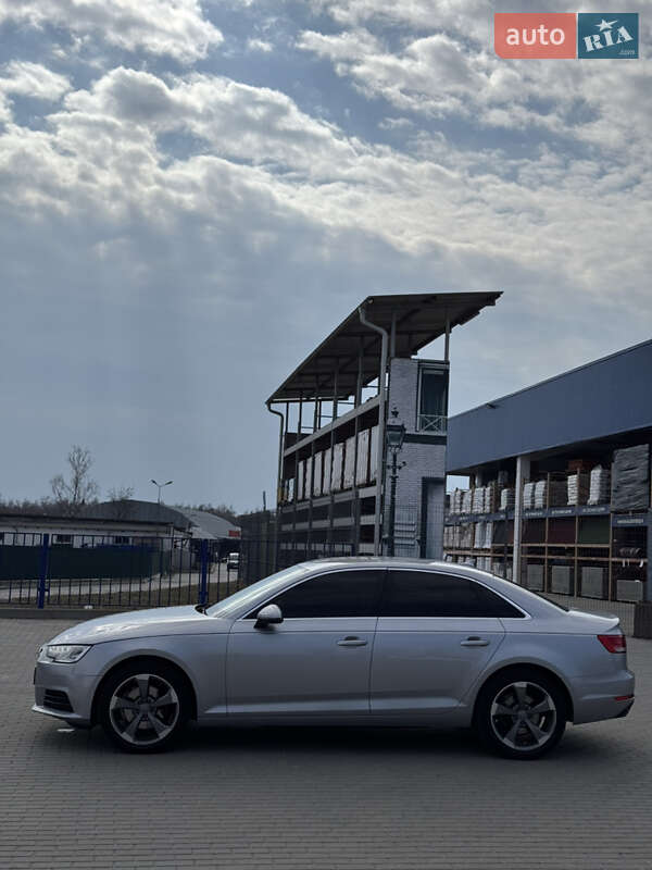 Седан Audi A4 2016 в Ковеле