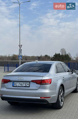 Седан Audi A4 2016 в 