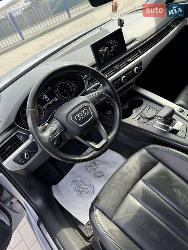 Седан Audi A4 2016 в Ковеле