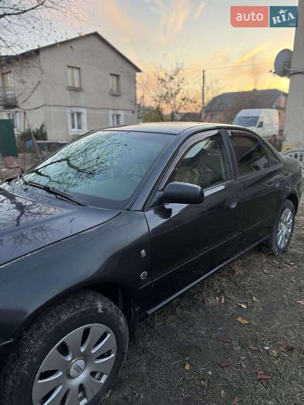 Седан Audi A4 1996 в Демидівці фото 6 Седан Audi A4 1996 в Демидівці
