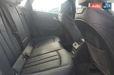 Седан Audi A4 2017 в 
