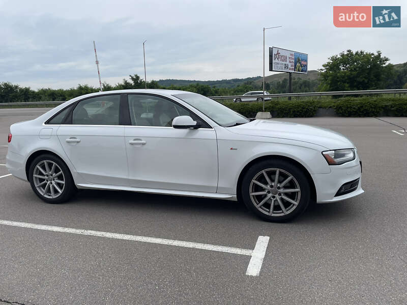 Седан Audi A4 2015 в Киеве