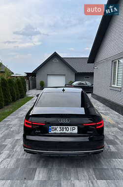 Седан Audi A4 2018 в 