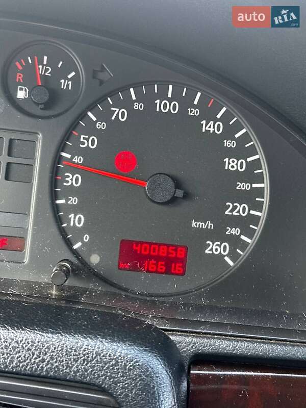Седан Audi A4 1999 в Львове