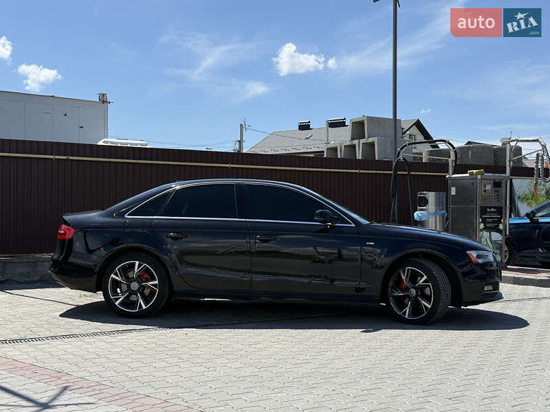 Седан Audi A4 2014 в Золочеве