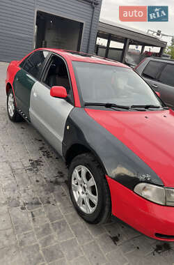Седан Audi A4 1998 в Ивано-Франковске