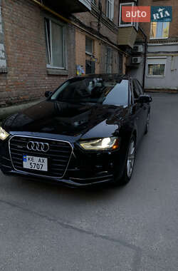 Седан Audi A4 2015 в Дніпрі