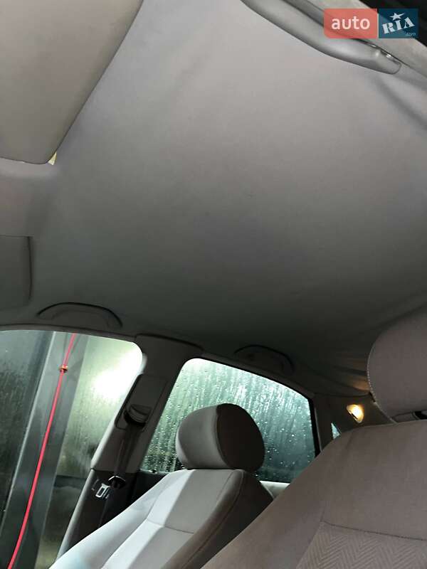 Седан Audi A4 1998 в Ивано-Франковске