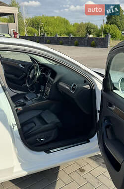Седан Audi A4 2012 в 