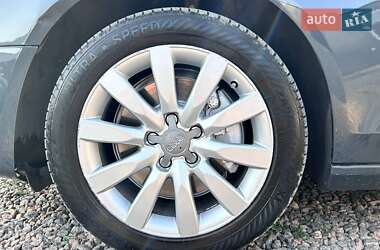 Седан Audi A4 2011 в 