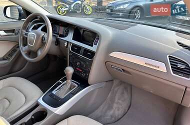 Седан Audi A4 2011 в 