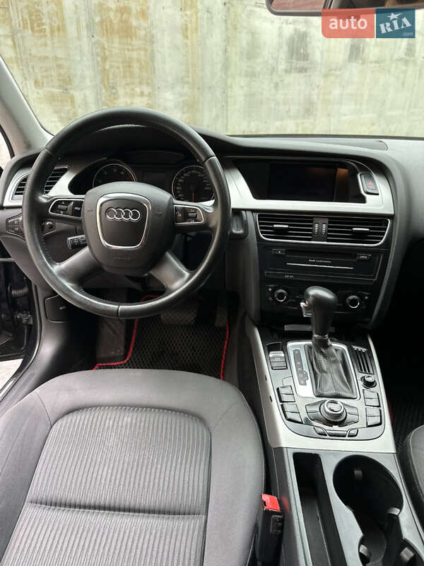 Універсал Audi A4 2009 в Львові