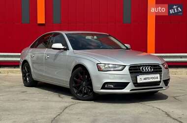 Седан Audi A4 2012 в Киеве