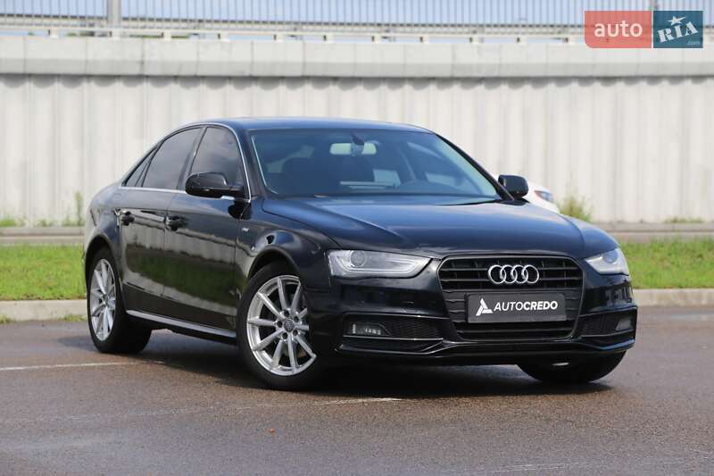 Седан Audi A4 2014 в 