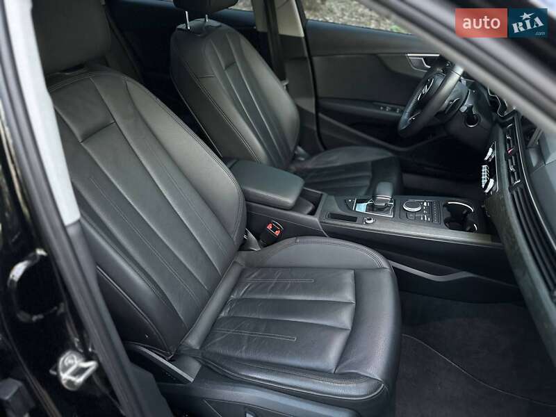 Седан Audi A4 2019 в Полтаве