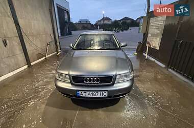 Седан Audi A4 1994 в 