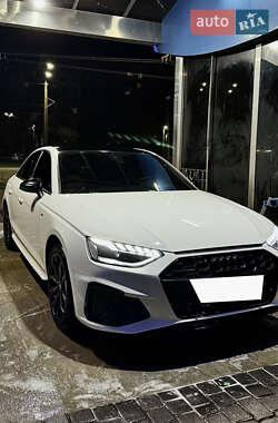 Седан Audi A4 2022 в Дніпрі