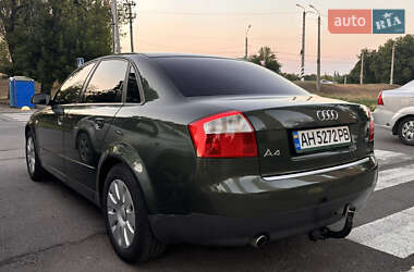 Седан Audi A4 2002 в 