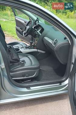 Седан Audi A4 2010 в 