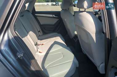 Седан Audi A4 2014 в 