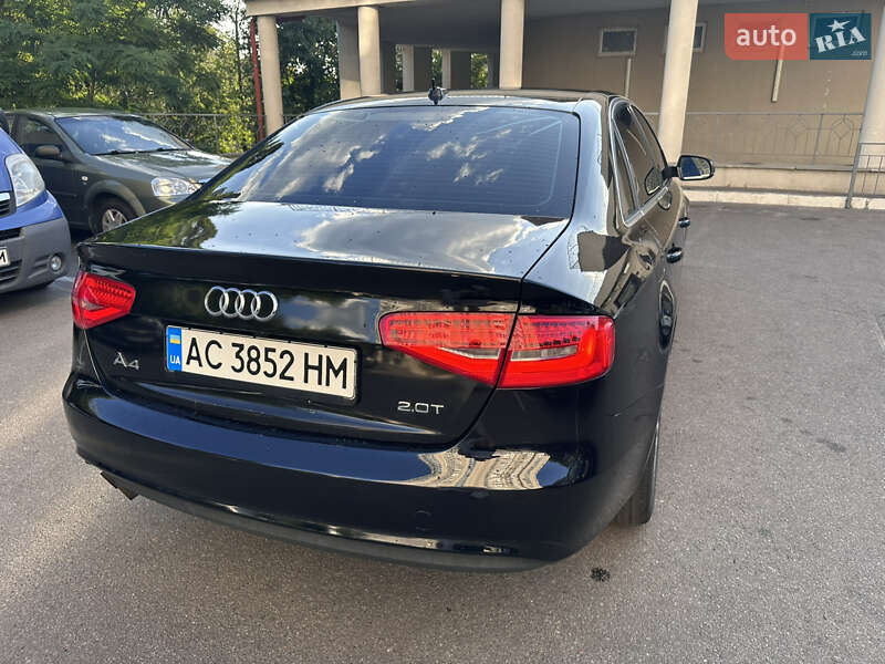 Седан Audi A4 2013 в Киеве
